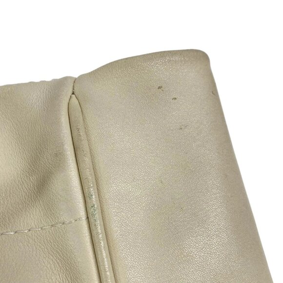 Auth CHANEL Chocolate Bar Stitch - Beige Leather Tote Bag gold hardware - Picture 11 of 13